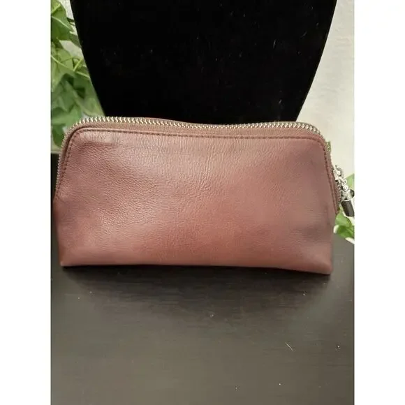 Penhaligone’s London Makeup Case - Picture 4 of 5